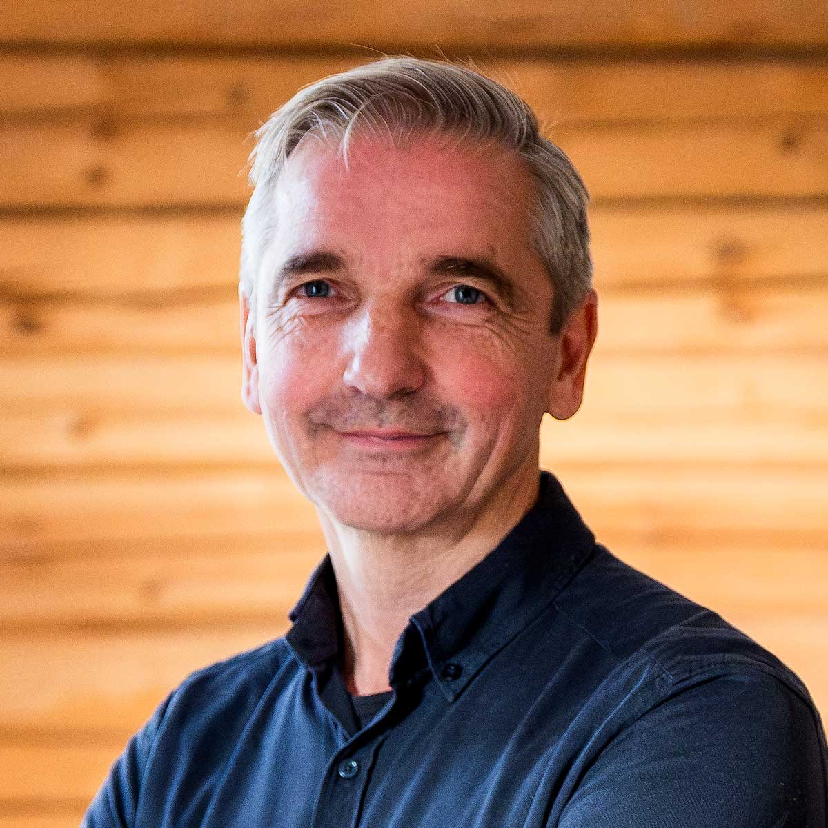 Hans Wigart, Qimtek