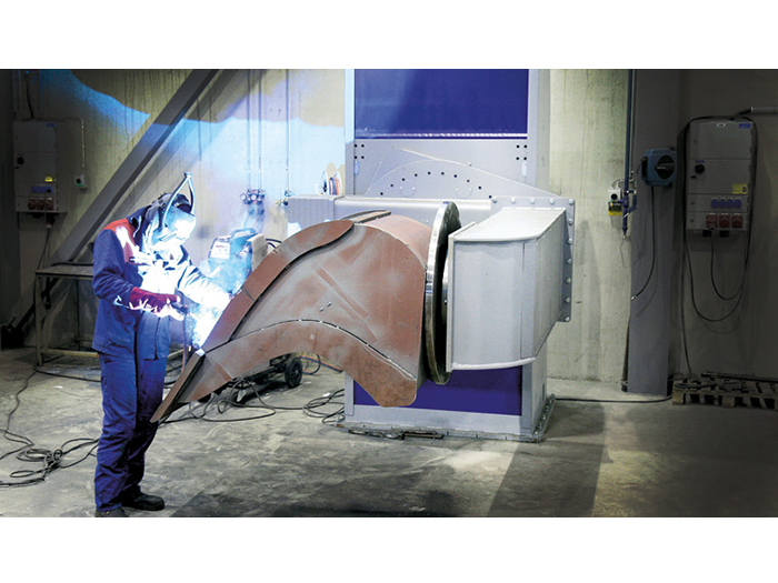 SVETSAUTOMATION OCH ROBOTSYSTEM