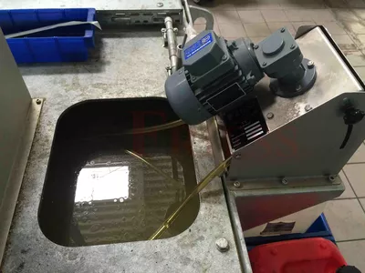 Friess 1U Oljeskimmer