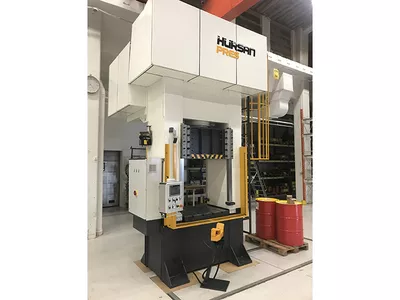 HURSAN HYDRAULPRESS modell DCP 77/550-200T