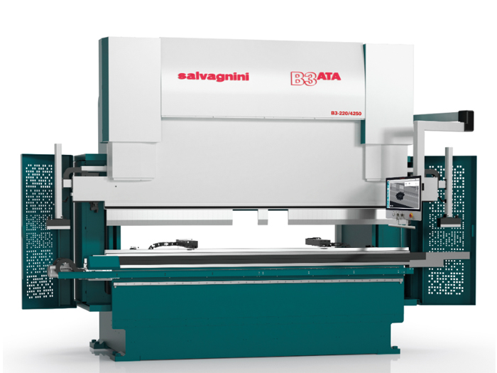 IRE_Metall_investerar_i_ny_Fiberlaser_och_Kantpress_valjer_Salvagnini_som_leverantor